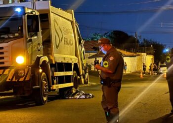Trabalhador morre atropelado por caminhão da coleta de lixo em Franca, SP
