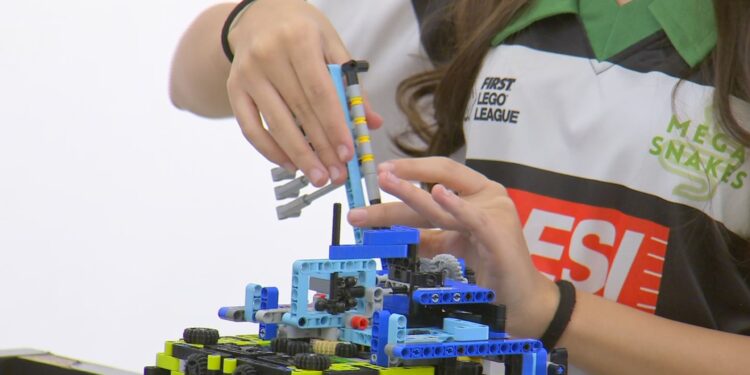 Alunos de Boituva unem arqueologia e tecnologia em projeto para competição internacional de robótica: 'Representar o país', diz participante