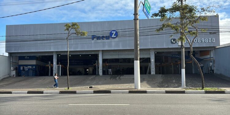 Cliente gastou R$ 30 mil em rede de pneus investigada por golpes