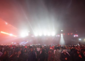 Com 'voo', gravações ao vivo e neblina, 3ª noite de Americana tem Gusttavo Lima como destaque